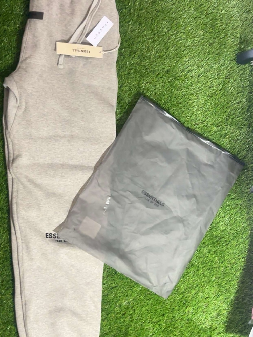 Dark oat Essentials Sweatpants-medium